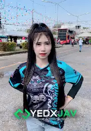 คลิปหลุด Onlyfans vava2009ss น้องวาวาโดนหนุ่มๆรุ่นน้าลงแขกเย็ดหีทรงซ้อบ้านนอกโคตรเสียวแตกในสลับกันไป xxx น้าๆชอบหีเด็ก
