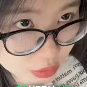 คลิปหลุด แอบติ้วหีบนแท็กซี่ลุงแอบมองกล้องหลังเปิดนมติ้วหีโชว์เสียว