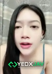 คลิปหลุด ทรงซ้อหน้าหมวยโชว์เสียว เต้นร่อนเอวโชว์หีเนียนๆไร้ขนให้ดู