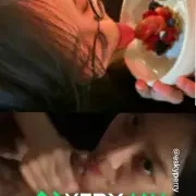 คลิปหลุด สาวแว่นนมใหญ่วันเกิดผัวพามาบ้านจับกดหัวดูดควย xxx งานโคตรดีวัยใส่น่ารักดูบ๊องๆแต่ดูดควยโหดนั่งควยมิดลําเสียวๆทีเด็ดน้องแว่น