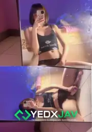 คลิปหลุด มอต้นขี้เหงา xxx สาวนักเรียนไทยผมติ่งขี้เหงาพ่อแม่ไม่อยู่บ้านเลยถ่ายคลิปตัวเองเอาควยปลอมสองอันลุมแทงหีตัวเองมีท่าขย่มเย็ดด้วย