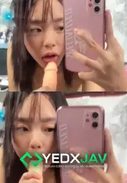คลิปหลุดใหม่ นักเรียนสาวยั่ว xxx สาวไทยนักเรียนมอปลายน่ารักถ่ายคลิปตัวเองดูดควยปลอมแท่งใหญ่ยั่วเพศและส่งให้เพื่อนๆหนุ่มในห้องดู